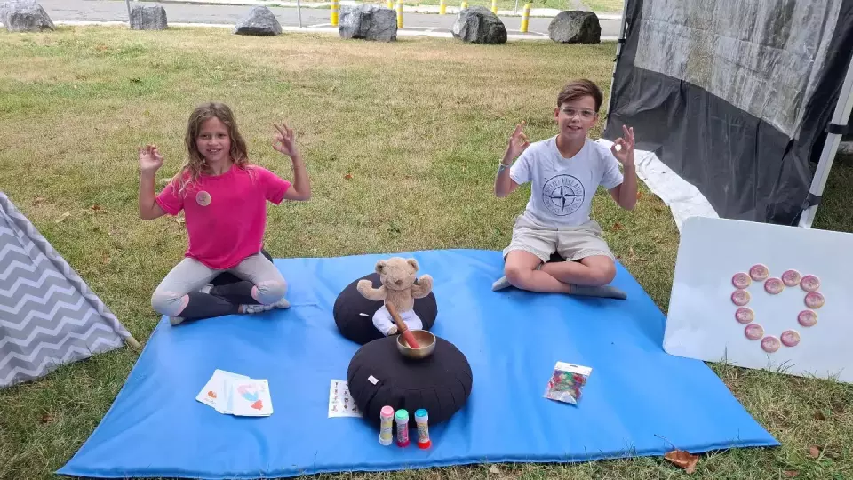 Aventure Intérieure propose des séances de yoga pour les enfants à Frasnes-lez-Gosselies